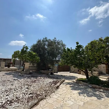 Cozy Stone House With 1 Bedroom Marathounta