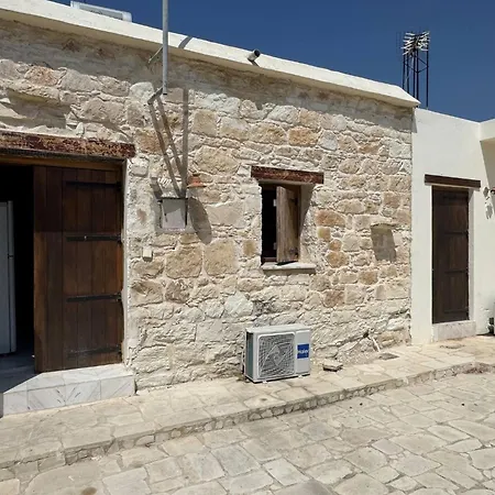 Appartamento Cozy Stone House With 1 Bedroom Marathounta