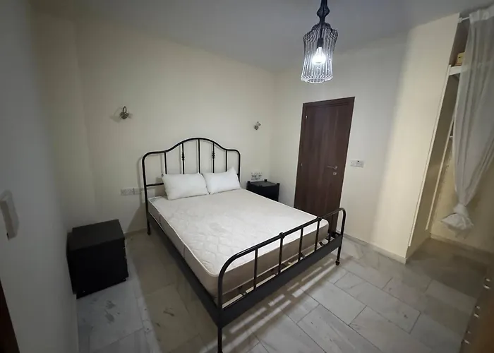 Cozy Stone House With 1 Bedroom * Marathounta